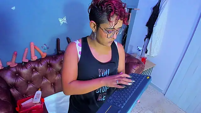 Chat XXX ao vivo de Kaira_mosse