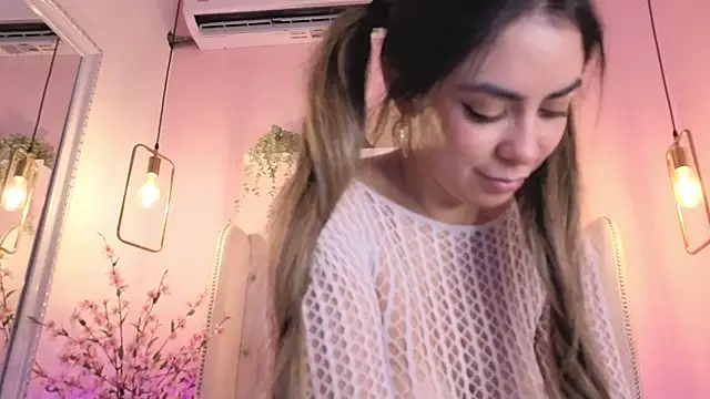 CristalHeart_ Live XXX-chat