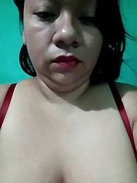 K-Travieza 现场XXX聊天