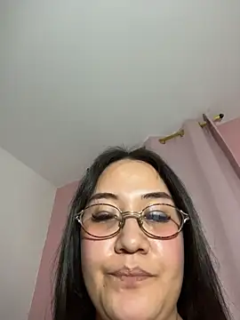 Melody_Spencer26 现场XXX聊天