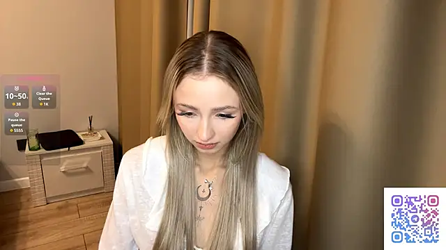 ClonedAge 网络视讯表演