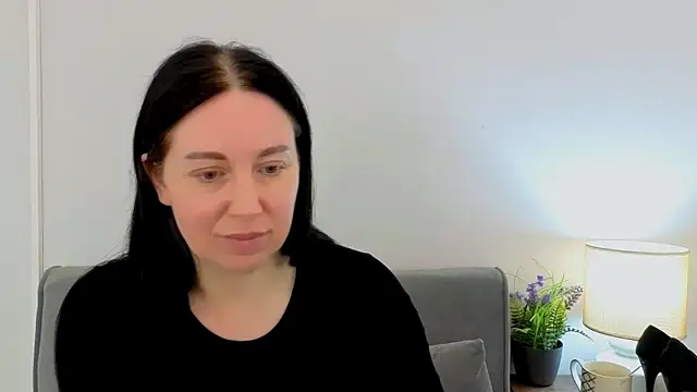 XXX chat uživo modela MiaFair