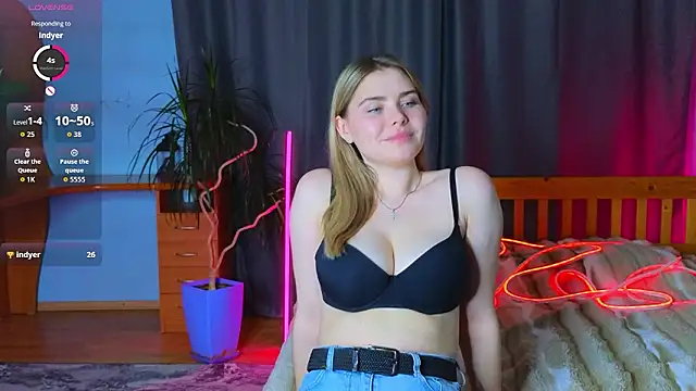 hornycharisma Chat XXX in diretta