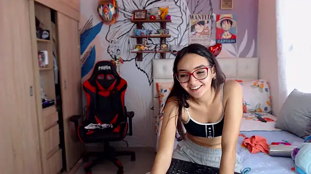 LinzyBaner's Live XXX Chat