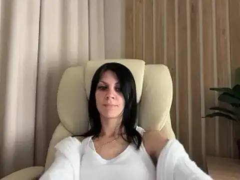 InjaAtHome Chat XXX live