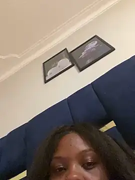 Dellah27: онлайн-секс-чат