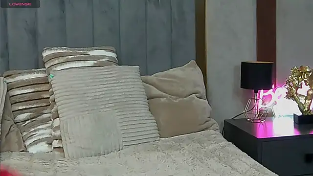 XXX chat uživo modela Sierra_Quinn