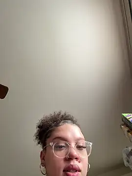 QueenNuttCollector's Webcam Show