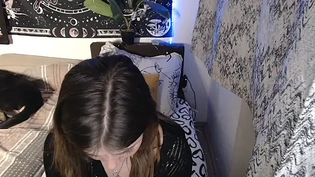 Chat +18 de AlienforTwenty ao vivo