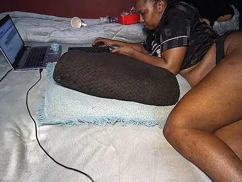 Heaven_sent77n Live XXX chat