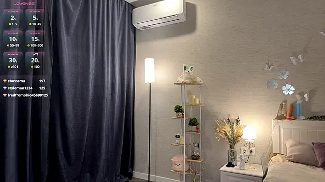 Chat XXX en directo de BrightAnnie