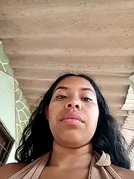 XXX chat uživo modela Amayavaldes