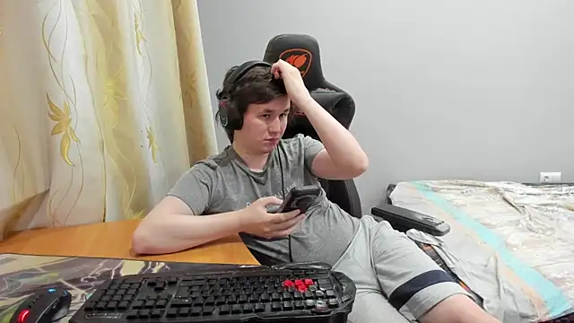 Вебкам-шоу iliaskrislove