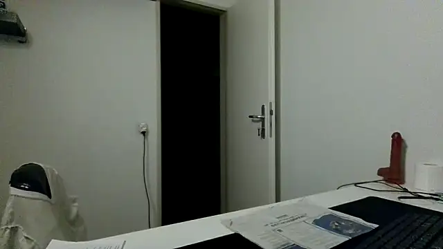 alpha-hunkのライブXXXチャット