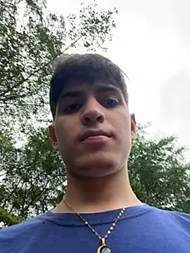 Chat XXX en directo de Naim_TheKing