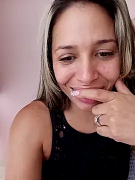 kiki_milu 라이브 XXX 채팅