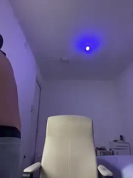 TitanNoirのライブXXXチャット