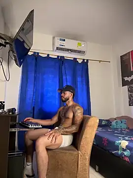 Kenny_romanoのライブXXXチャット