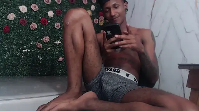 แชท XXX สดของ ManSant