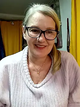 irinamaux's Live XXX Chat