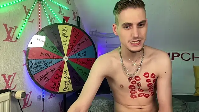 Cookieboy88 Live XXX Chat