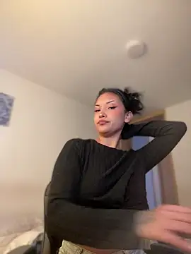 baby_lizy Chat XXX in diretta