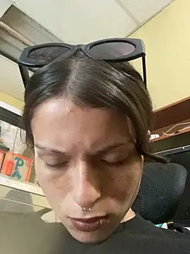 Онлайн чат XXX val_zx