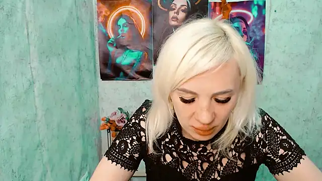 EmmaCat_ Chat XXX in diretta