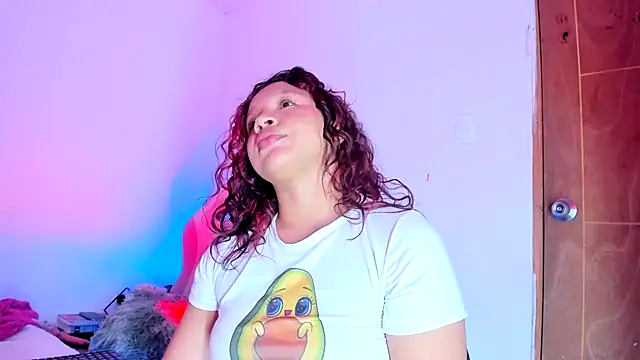 Emily_Coper18 Obrolan Langsung XXX