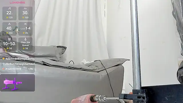 fox-yiyi Chat XXX live