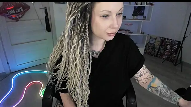 HoneySallyMoore Live XXX Chat