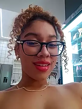 Sienna_brunette's Live XXX Chat