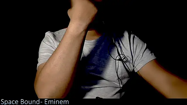 _x_rated_ Adlı Modelin Canlı XXX Sohbeti