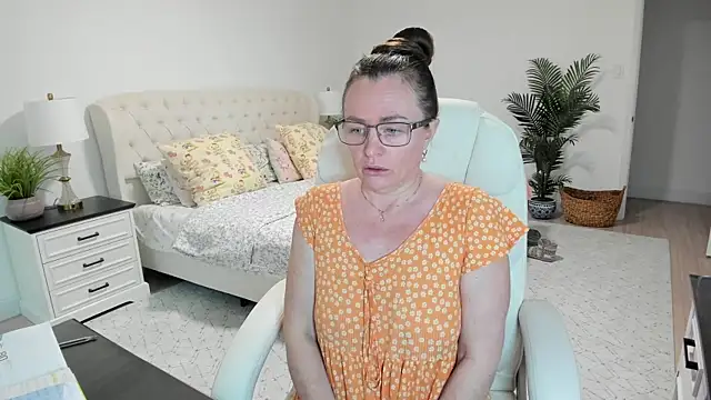 Vika73 网络视讯表演