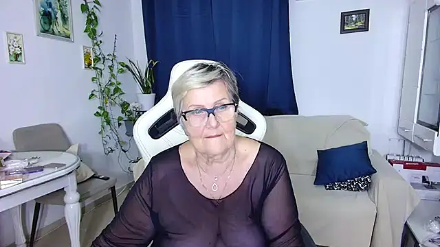 Selenna57 Adlı Modelin Canlı XXX Sohbeti