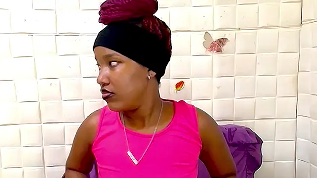 EroticSexyPrada – Live XXX-chat