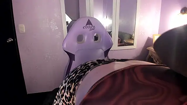 Živý XXX chat DAKOTA_SAKURA