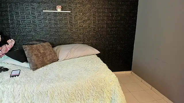 Chat +18 de Saraa_moon1__ ao vivo