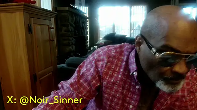 แชท XXX สดของ sinnernoir