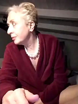 divinaerotica's Live XXX Chat