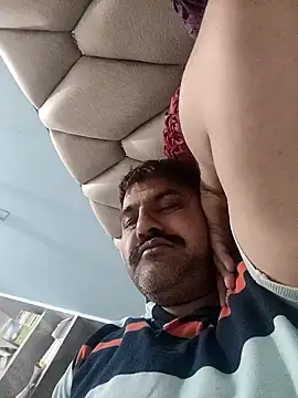 Amandev7 লাইভ XXX চ্যাট