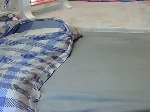 Playroom_queen লাইভ XXX চ্যাট