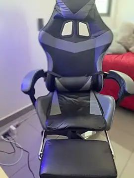 XXX chat uživo modela zamir333