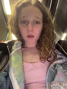 outside_rosy's Live XXX Chat