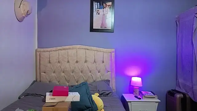 stephania_t's Live XXX Chat