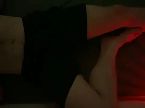 Follka: διαδικτυακό σόου στην κάμερα