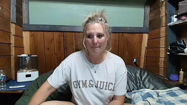 Chat +18 de lisaxlovexxx ao vivo