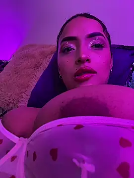 SaharQamar 现场XXX聊天