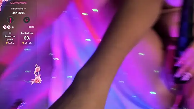 brii69 Adlı Modelin Canlı XXX Sohbeti