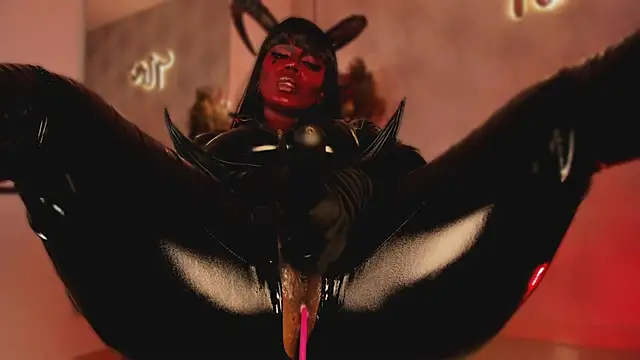 Nicolemorelli2: онлайн-секс-чат